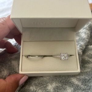 Maxine wedding rings set